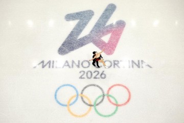 开云-隋文静/韩聪亮相米兰冬奥会，团体赛双人滑短节目排名第六