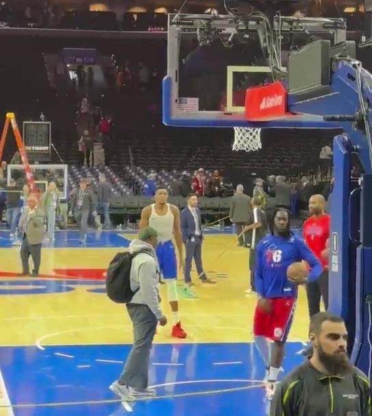 1668880781871084739.jpg zimuge.jpg